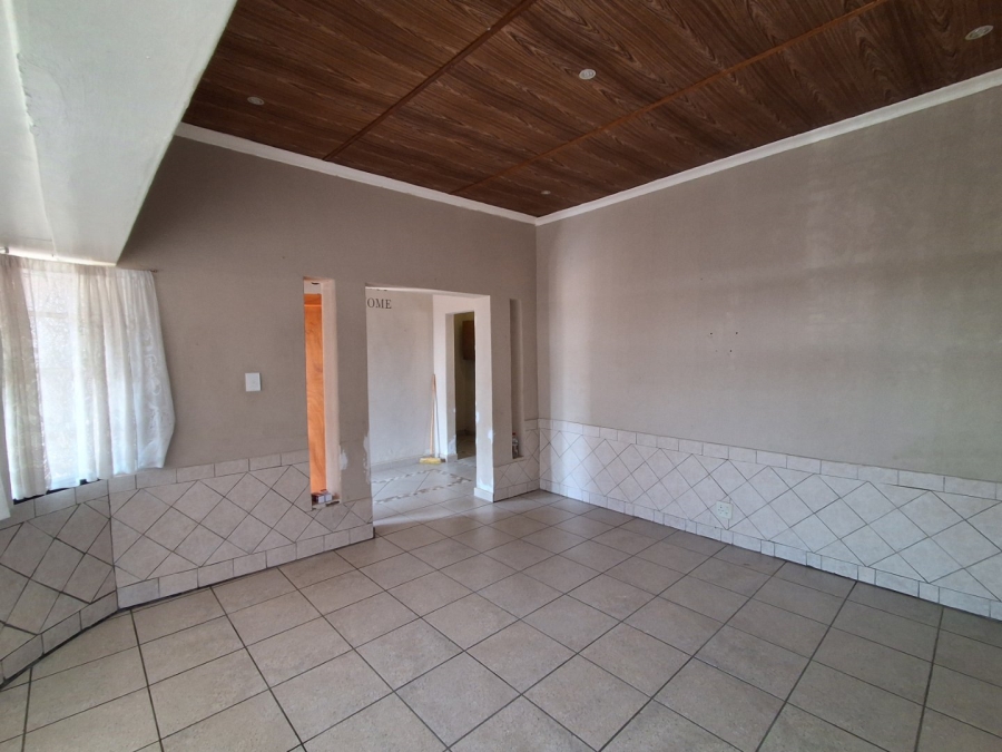 4 Bedroom Property for Sale in Elandia North West